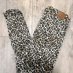 American Eagle cheetah print Hi-Rise Jeggings